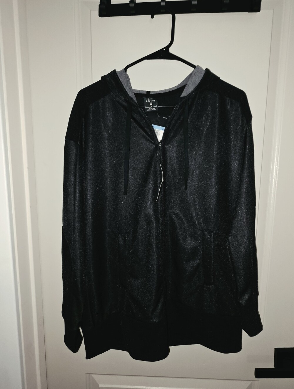 Womens Nike Dri Fit Full Zip. NWT